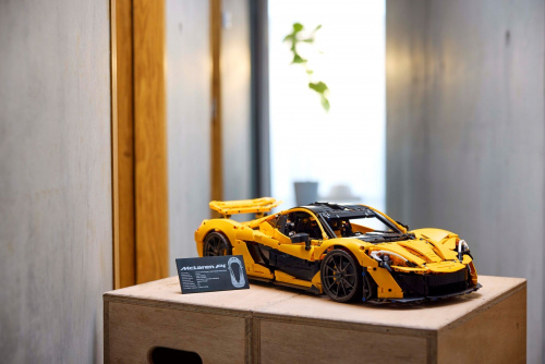 Конструктор LEGO Technic McLaren P1 42172 фото 9